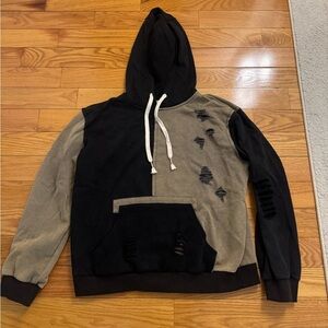 Women’s hoodie - has ribs that’s came with it